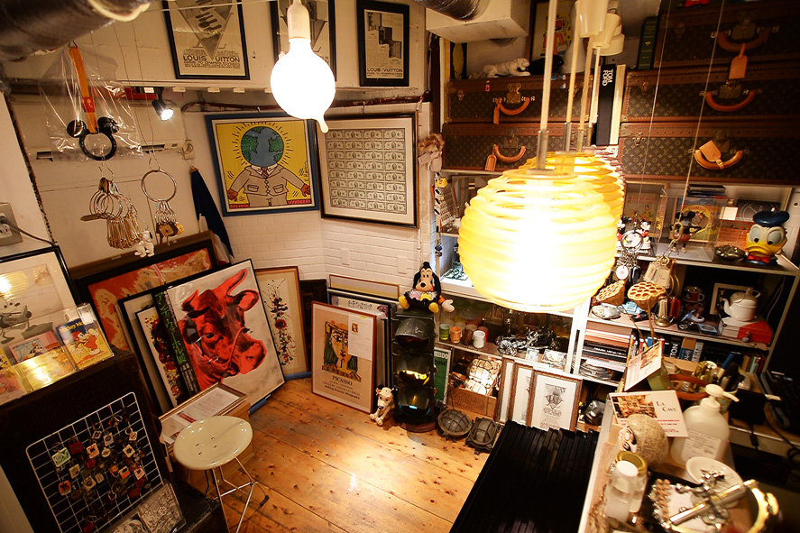 Vintage Gallery LA CAVE