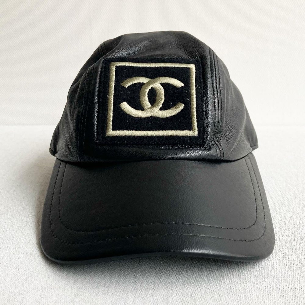 CHANEL　レザーキャップ