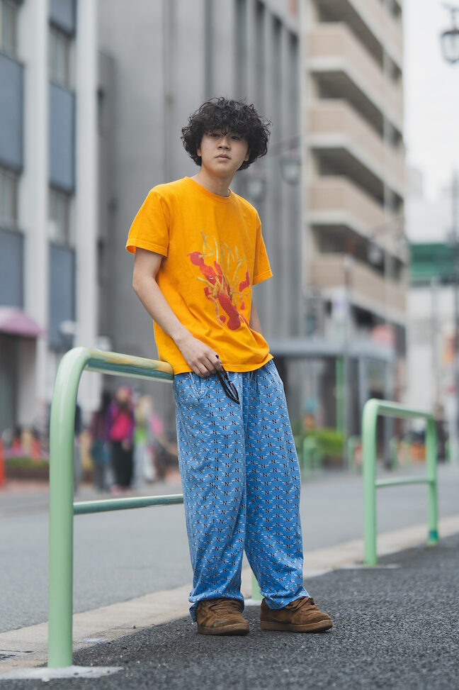 74_00293