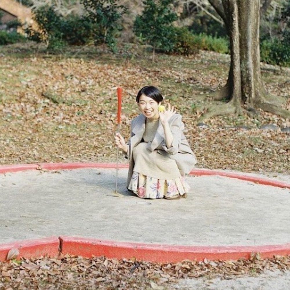 １